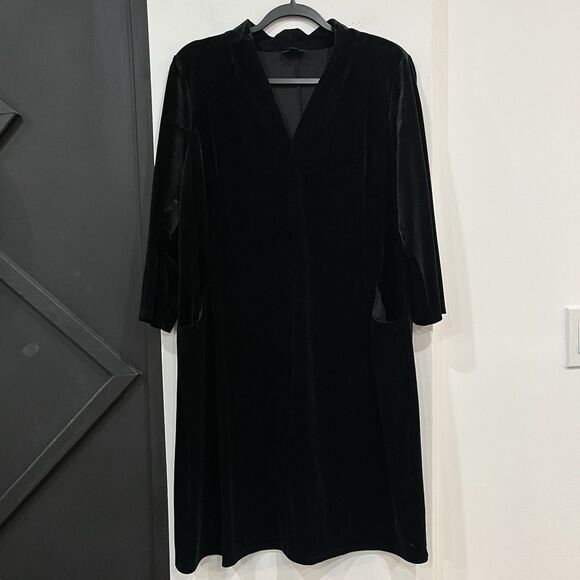 J Jill Wearever Collection 3/4 Sleeve Velvet Black Dress Pockets Size Large - Picture 1 of 5